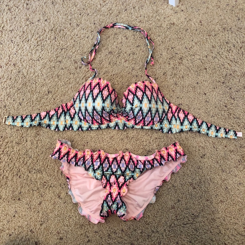 VS SWIMSUIT